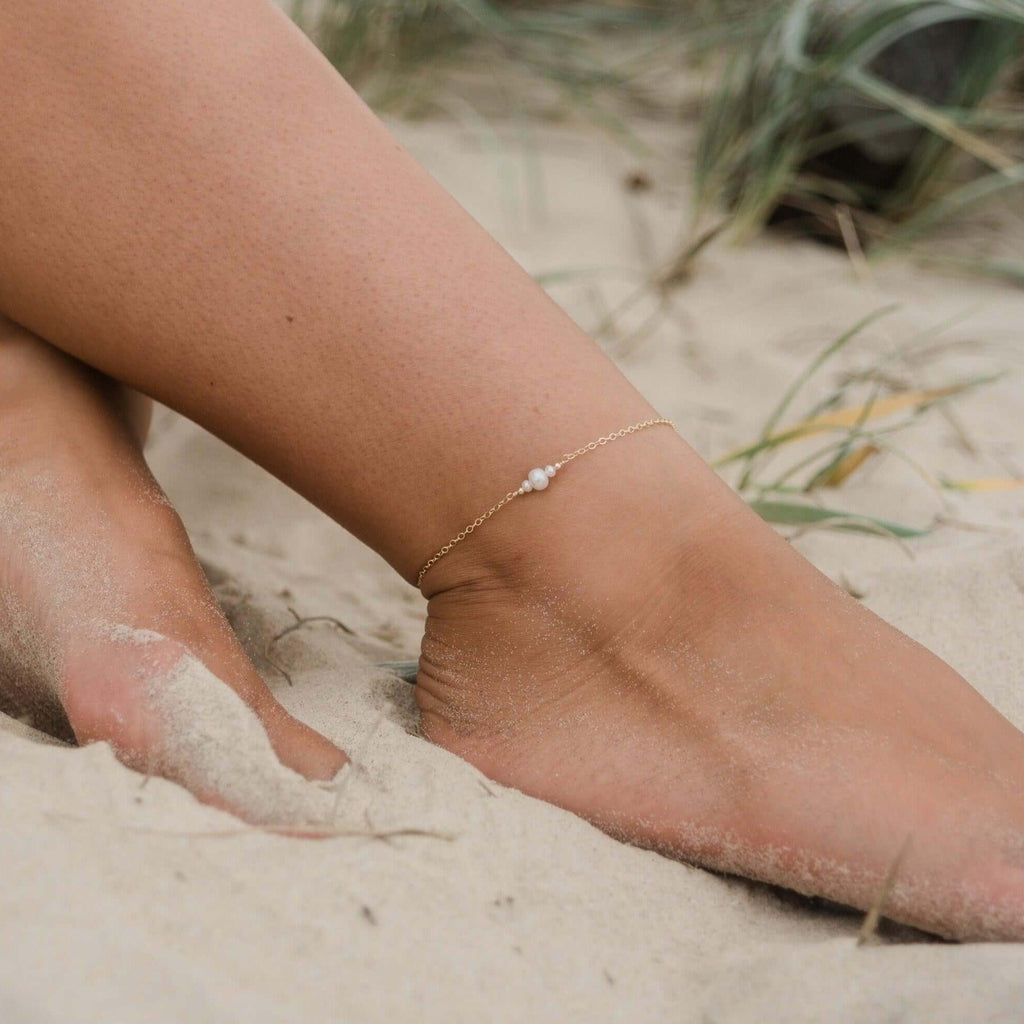 Dainty White Freshwater Pearl Gemstone Anklet - Dainty White Freshwater Pearl Gemstone Anklet - 14k Gold Fill - Luna Tide Handmade Crystal Jewellery