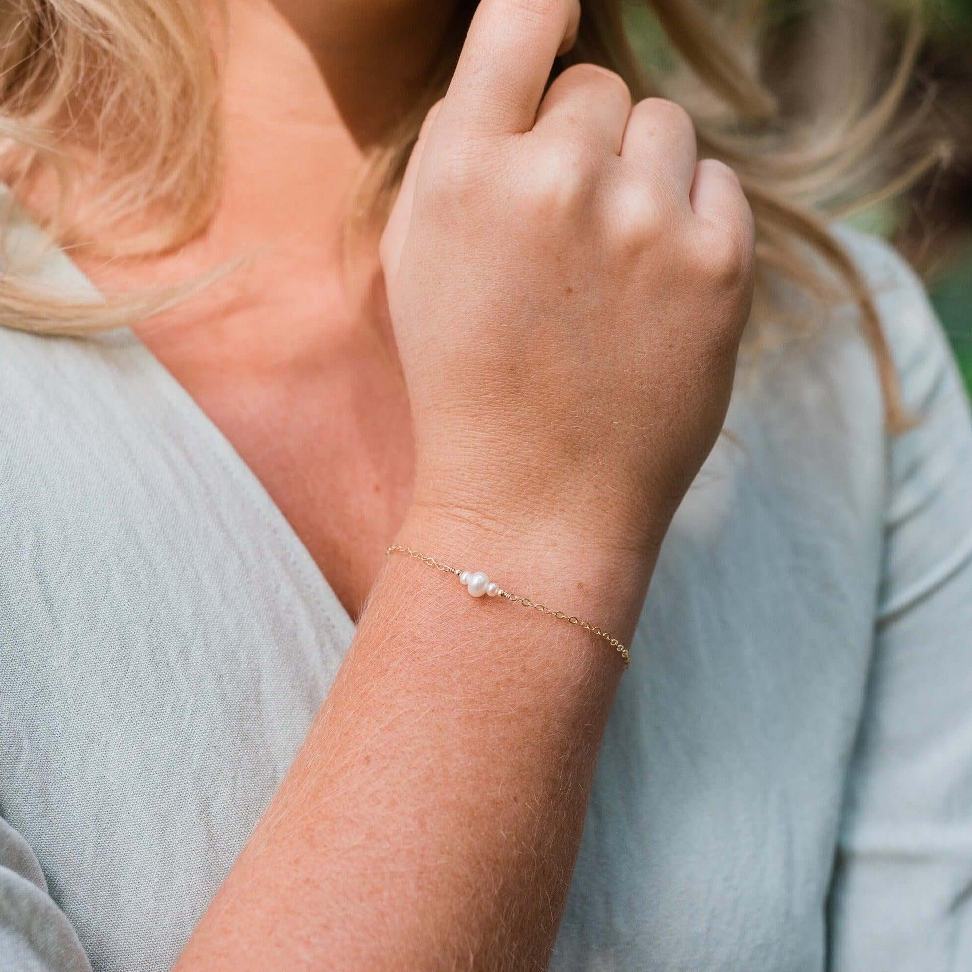 Dainty White Freshwater Pearl Gemstone Bracelet - Dainty White Freshwater Pearl Gemstone Bracelet - 14k Gold Fill - Luna Tide Handmade Crystal Jewellery